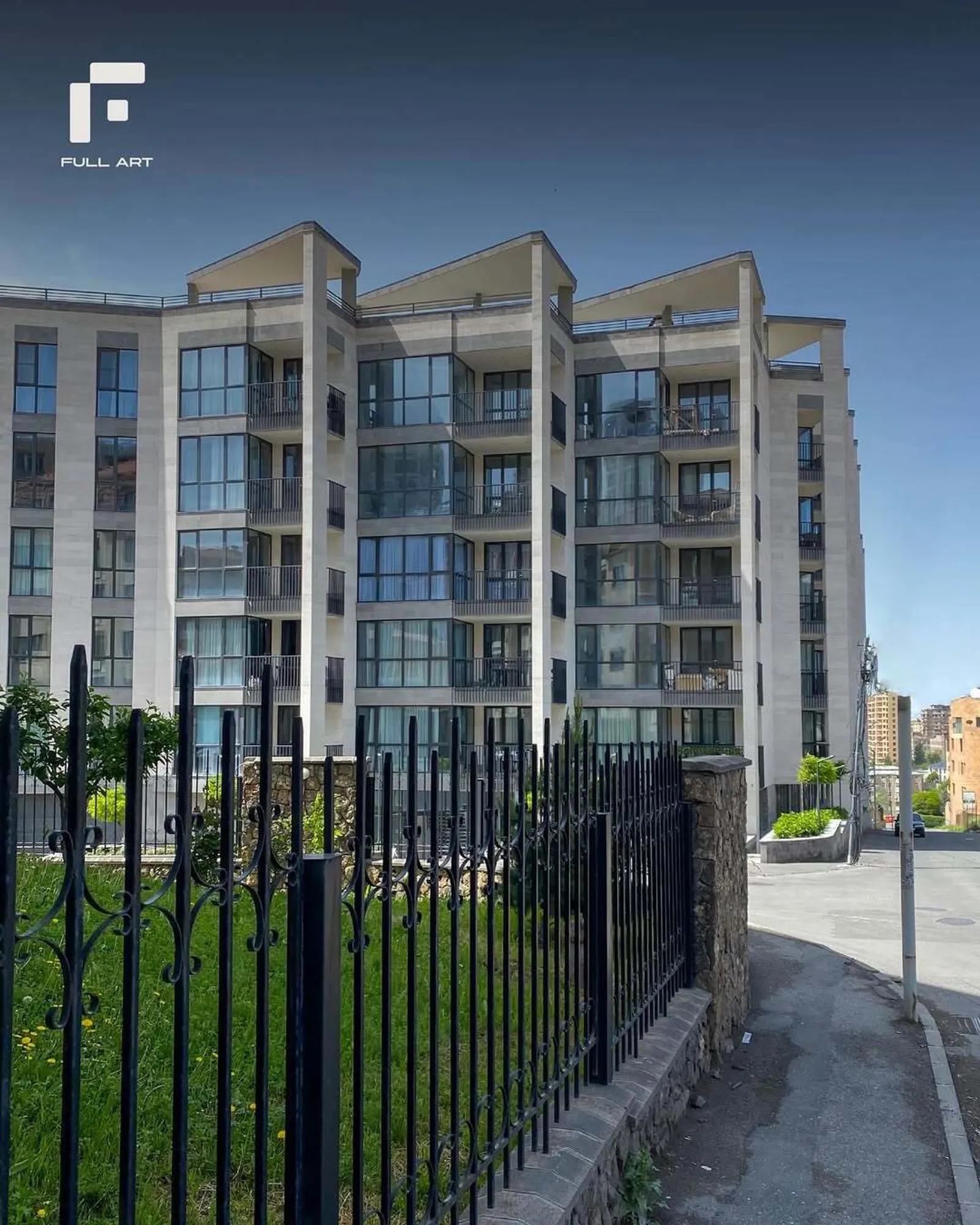 Residential bulding on Antarayin