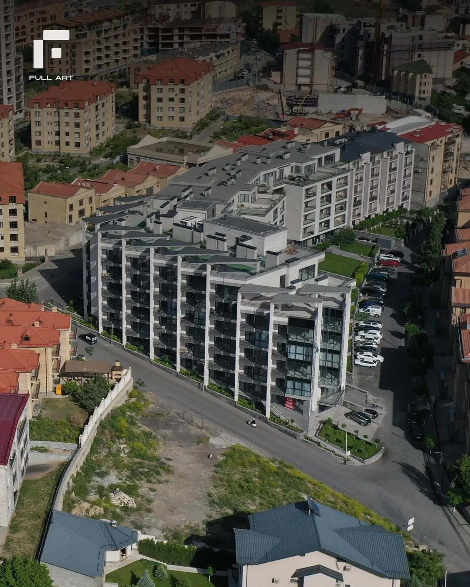 Residential bulding on Antarayin